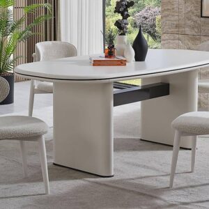 Jakbar Dining Set