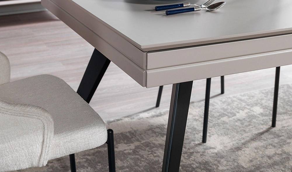 Jakut Dining Set 2