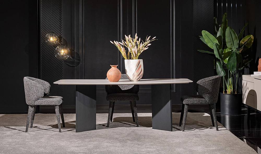 Tambora Dining Set