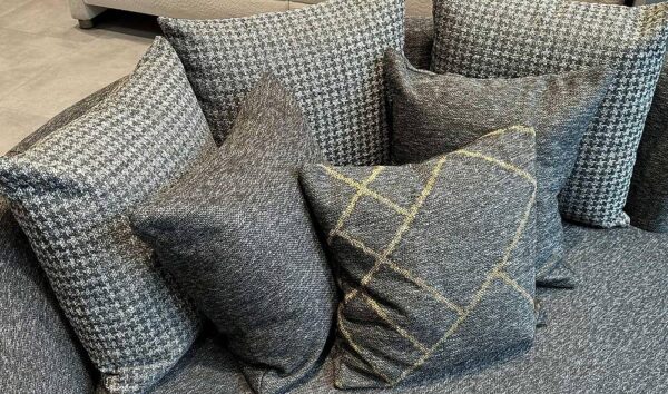 Tambora Sofa 1