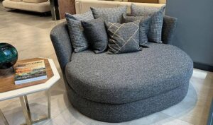 Tambora Sofa