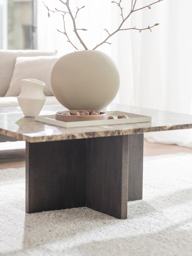 Axis Onyx coffee Table