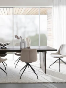 Leko Dining Table