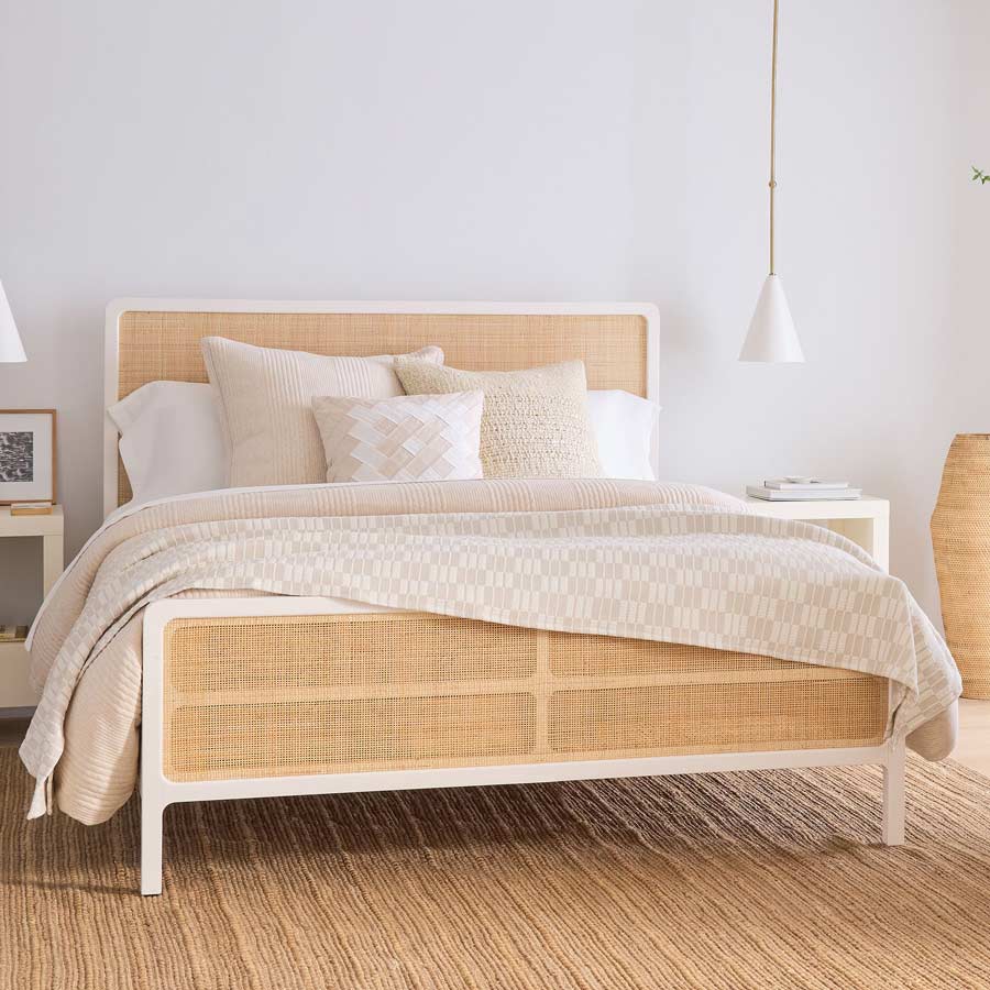 Bed Rotana Aurora Scandinavian