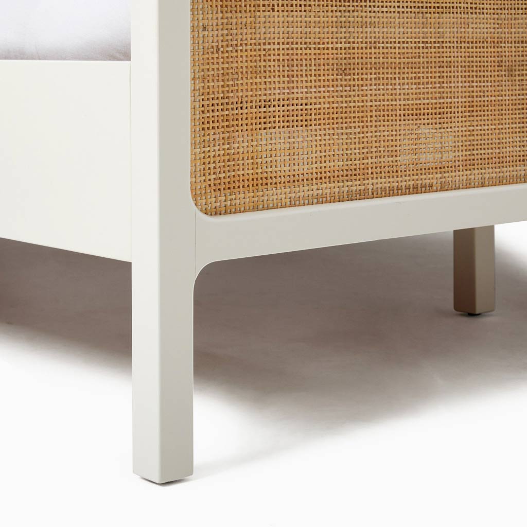 Bed Rotana Aurora Scandinavian4
