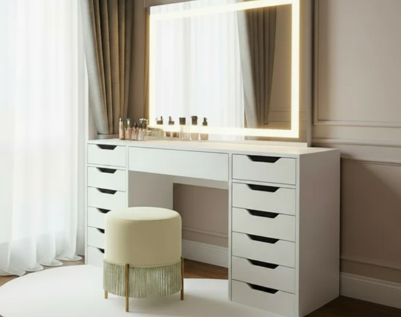 Meja Rias Cantika Putih