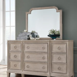 Meja Rias Puspa Arunika