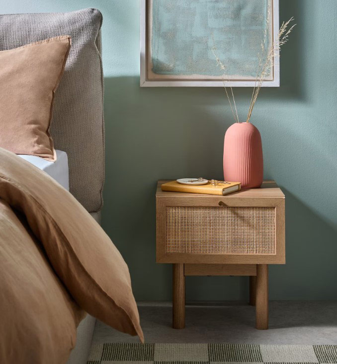 Nightstand Arunika