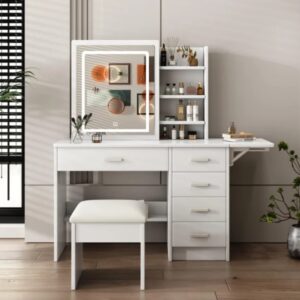 Dresser Livia