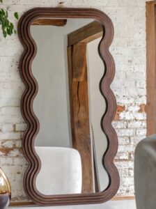 Livia Mirror