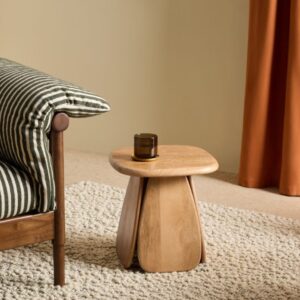Side Table Kuncup