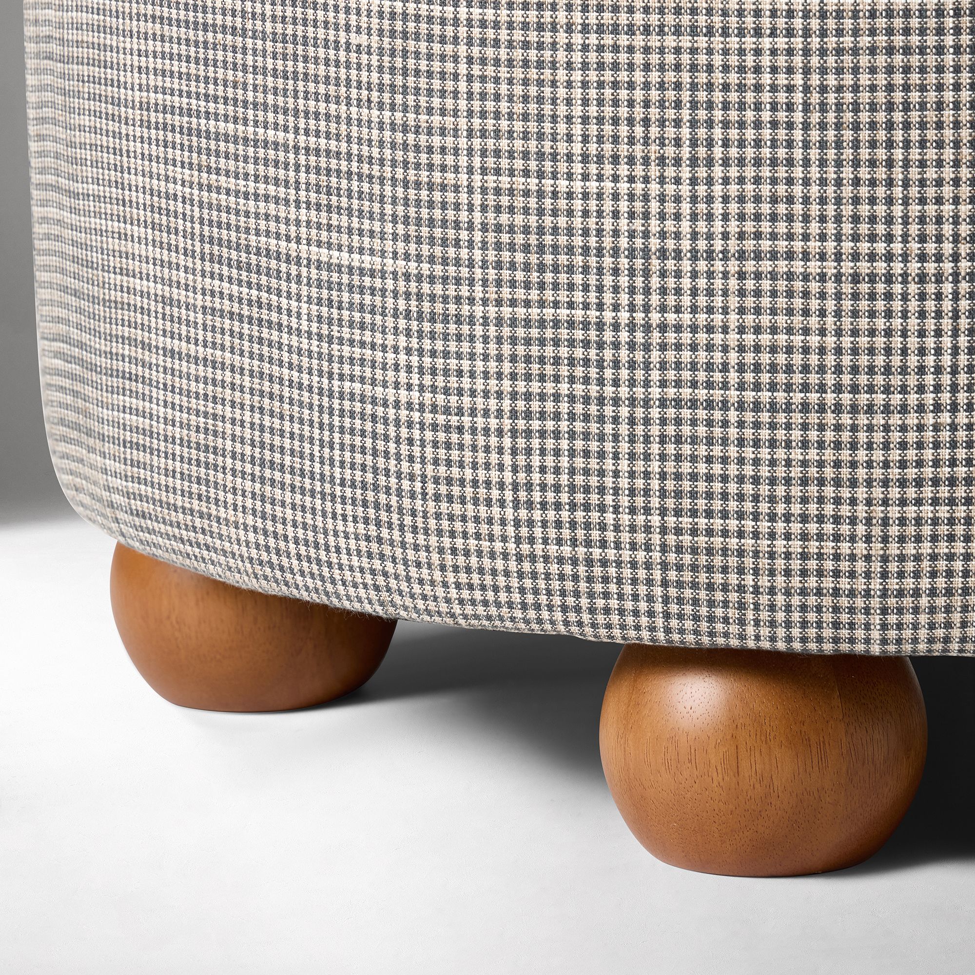 Lounge Chair Mahardika 3