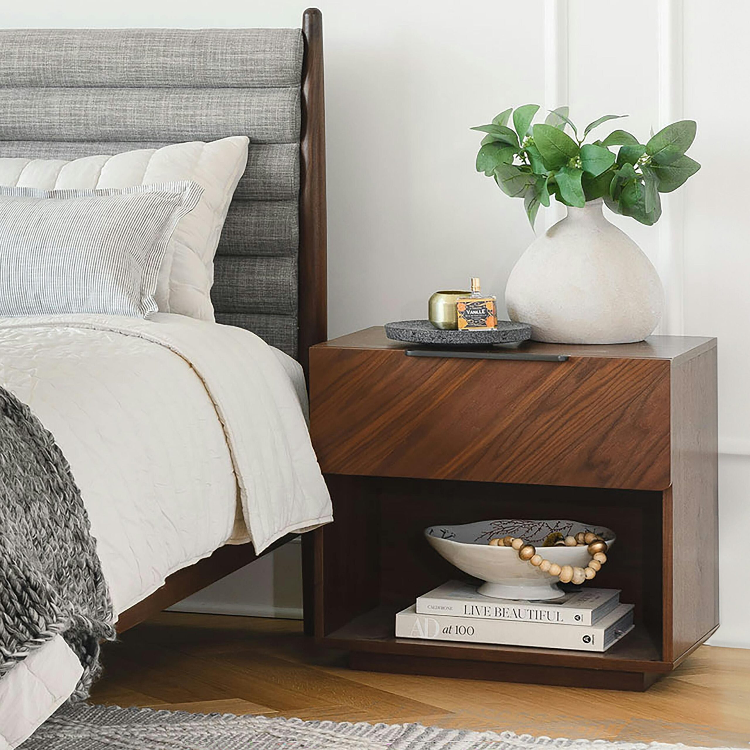 Nightstand Arvanto