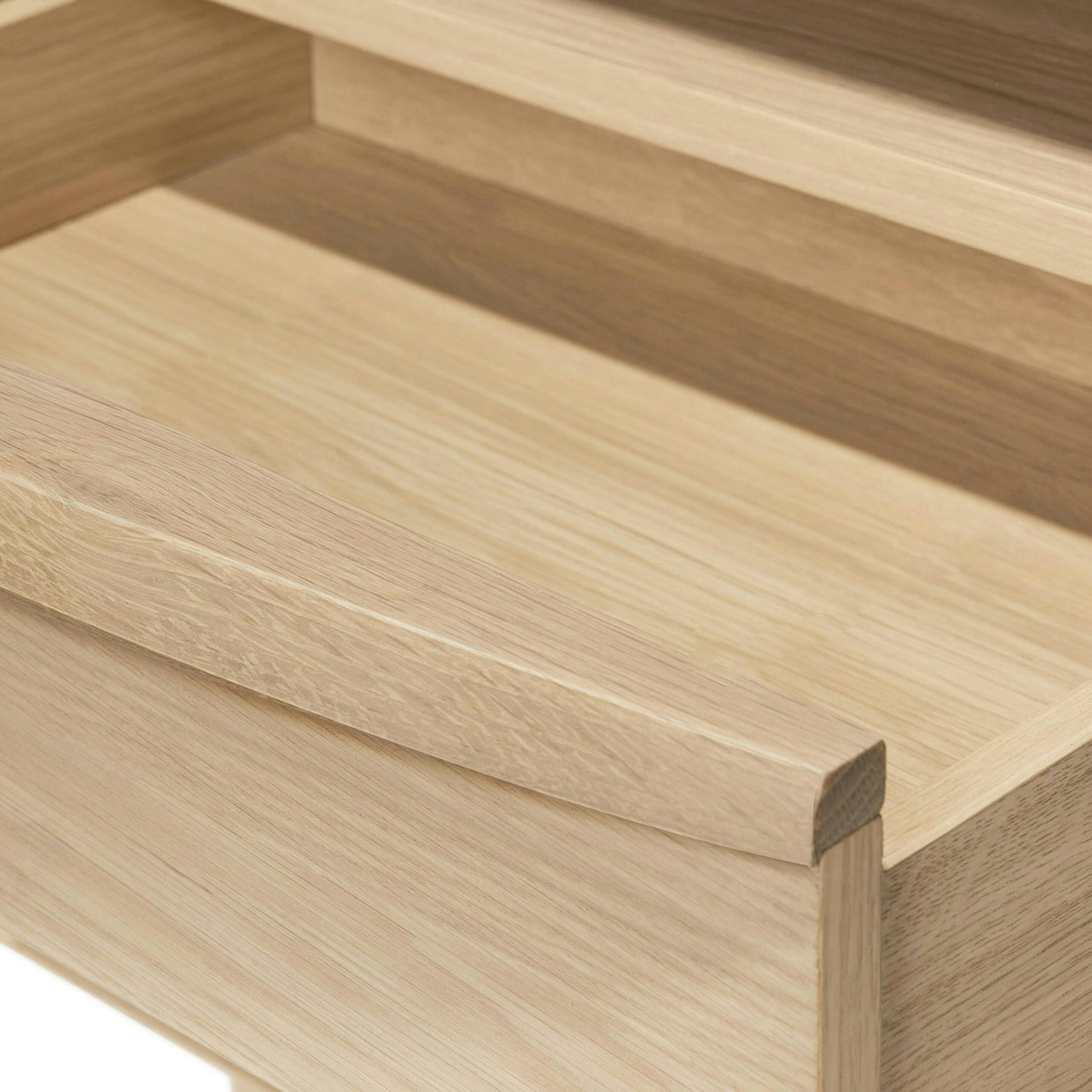 Nightstand Damar 3