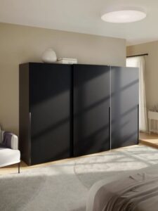 Wardrobe Wisesa